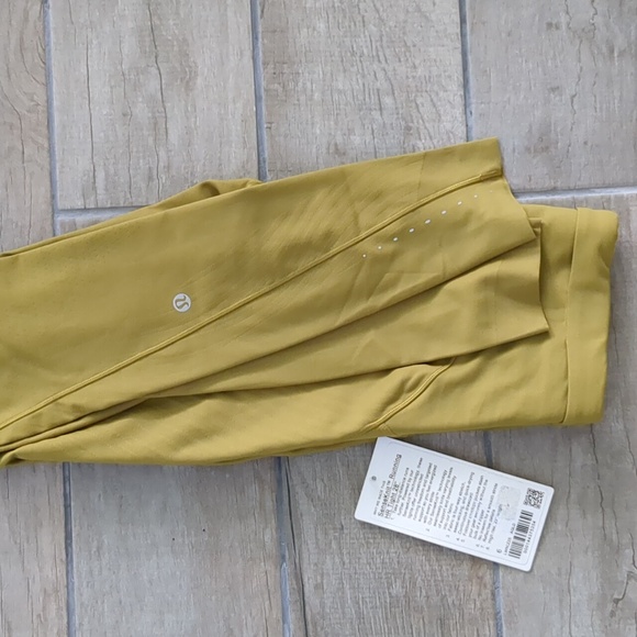 NWT Lululemon Running Tights - Picture 3 of 3